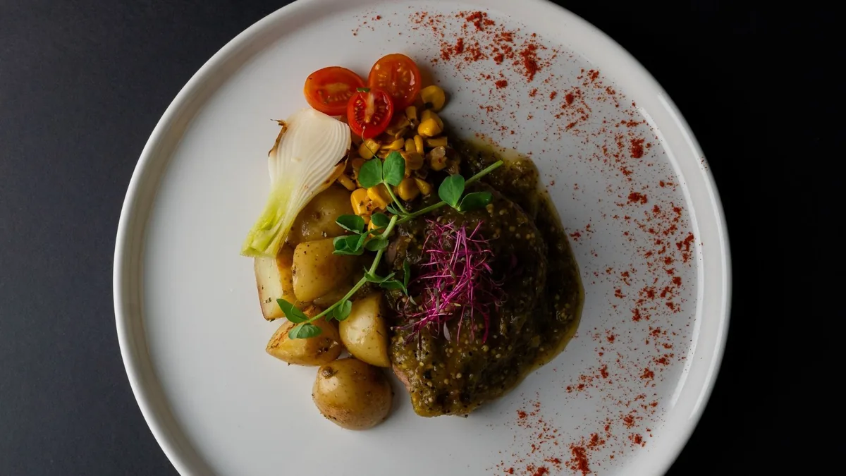Filete de Res — platillo gourmet CHIC & TONIC para banquetes premium
